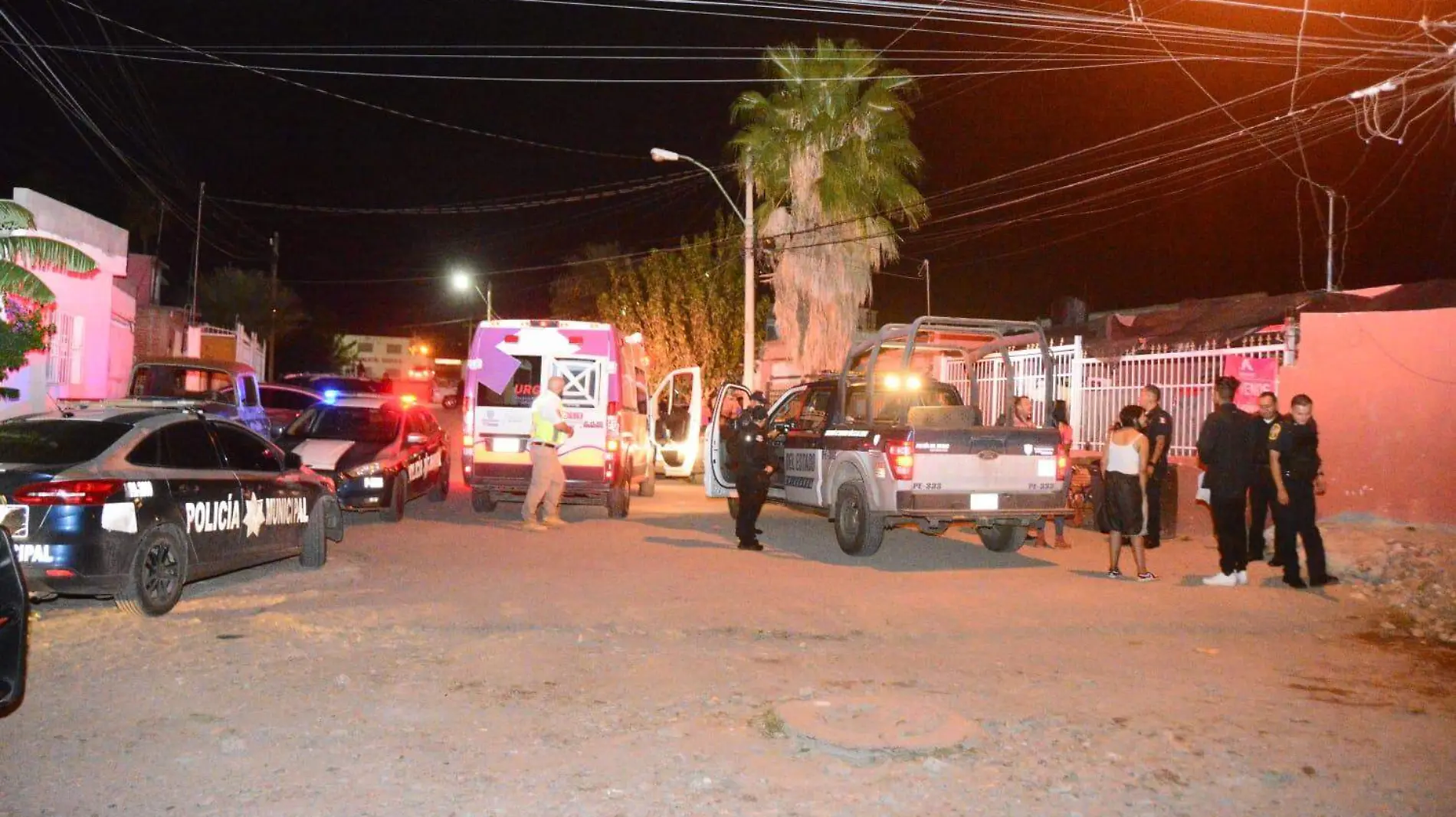 hombre lesionado con machete